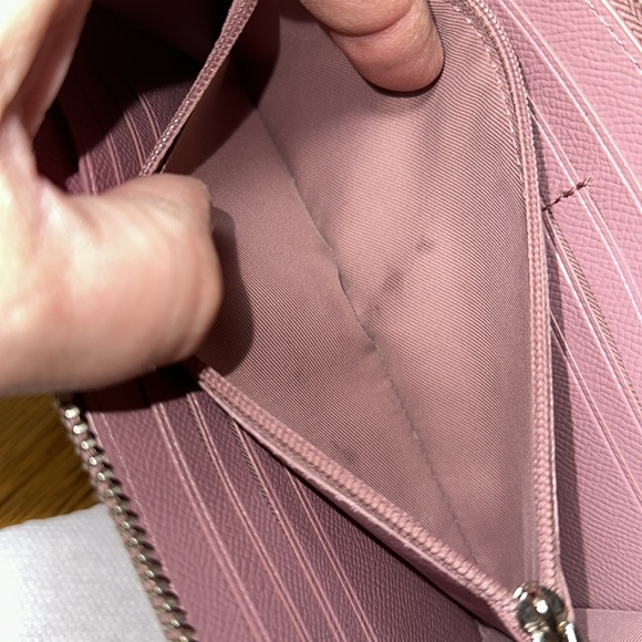 COACH Accordion Zip Wallet In Crossgrain Leather - Picture 9 of 9